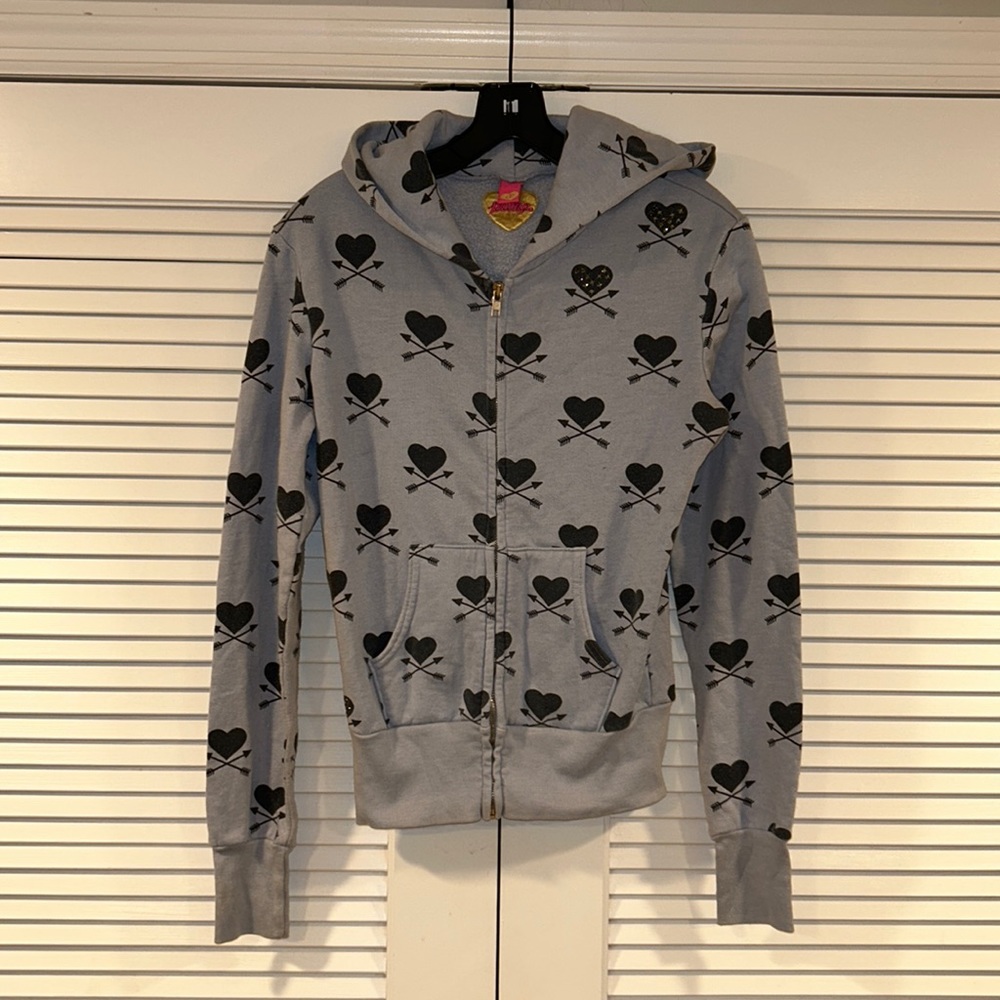 Primp. Woman’s hoodie size S